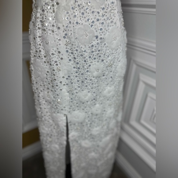 Show Me Your MuMu Weddings Elegant White Sequin Skirt - Picture 9 of 12